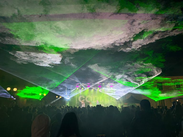 Show de lasere deasupra publicului la Codlea F-estival 2026